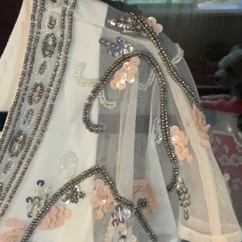 Beaded top - Picture 3 of 7